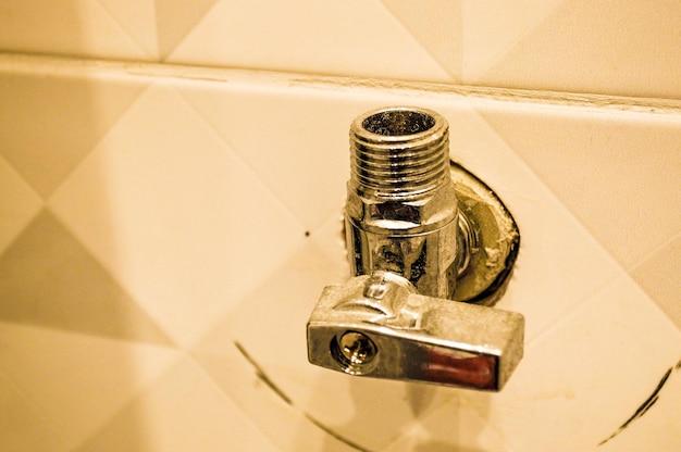  How To Turn On A Shower With 3 Knobs 