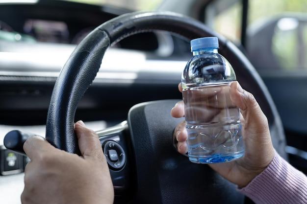  Is It Bad To Drink Water That Been Sitting In The Car 