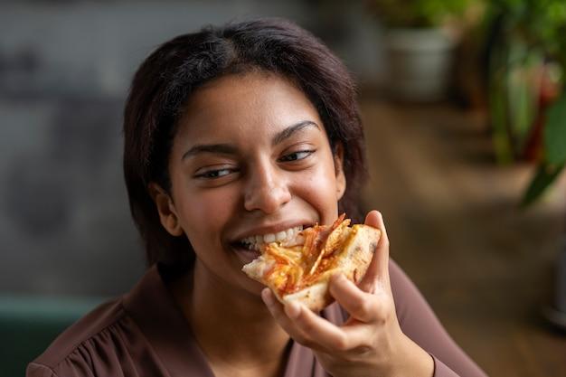 Is It Bad To Eat 3 Day Old Pizza 