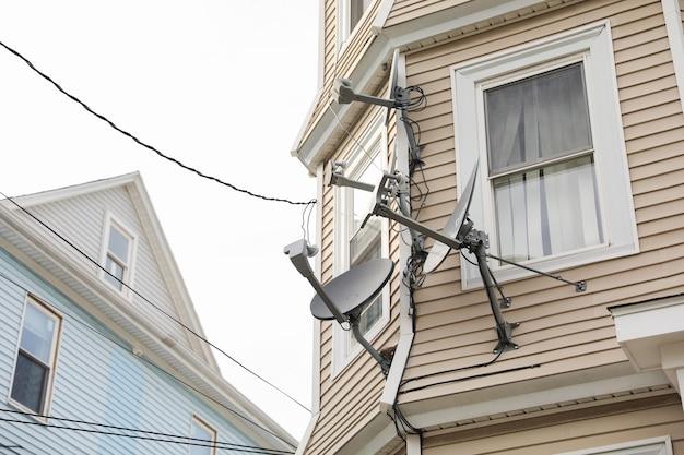  How To Mount Tv On Vinyl Siding 