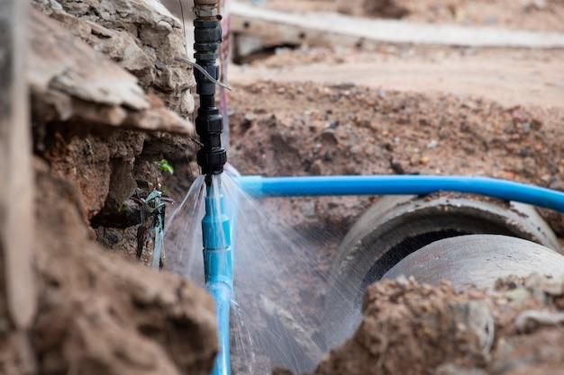 Outdoor Faucet Sprays Water When Turning Off 