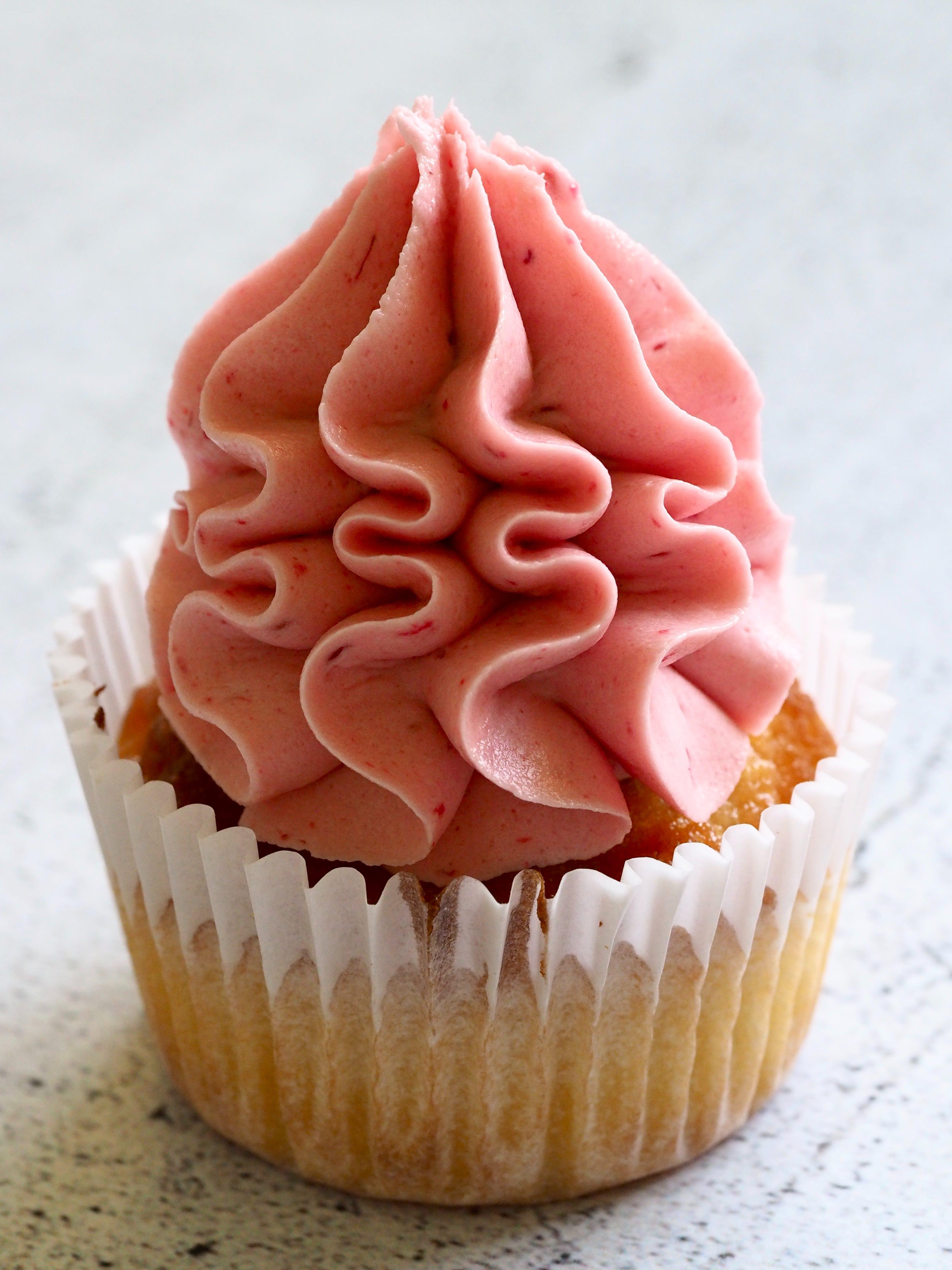 What happens if you eat expired frosting? 