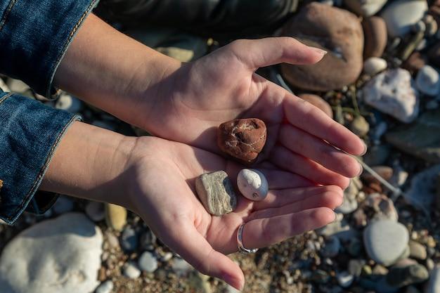  What Holds Rocks Together 