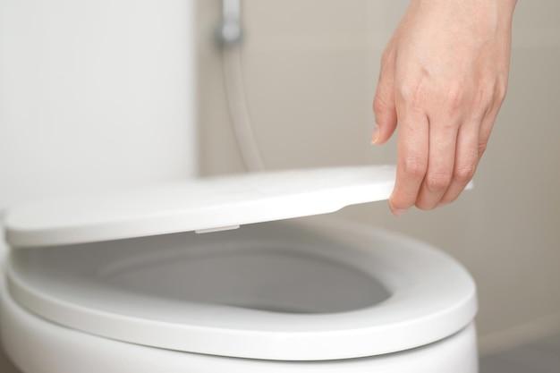 why-does-toilet-seat-keep-coming-loose-fix-loose-seat-2024